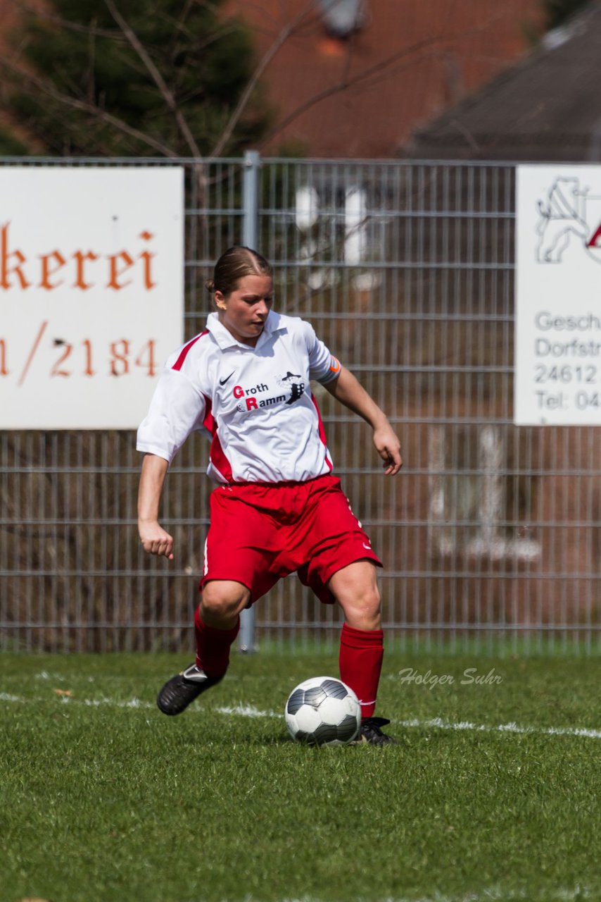 Bild 198 - Frauen Schmalfelder SV - TSV Siems : Ergebnis: 1:0